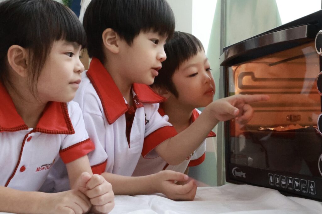 c37ca64b d16e 4180 b9cf 7c6b281f3e81